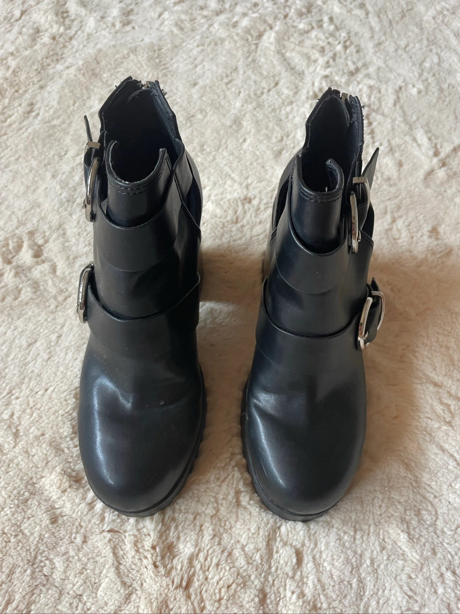 Botines negros de tacón Pull&Bear – Talla 36